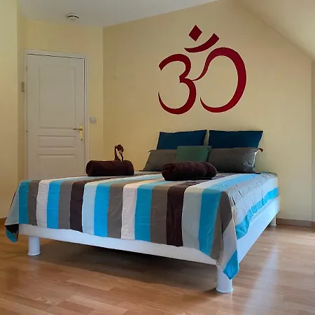 **** 5 Chambres Avec Piscine Chauffee *